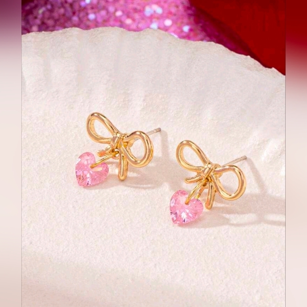 Fashion Jewelry Gold Faux Bow Earrings with Pink Heart Charms